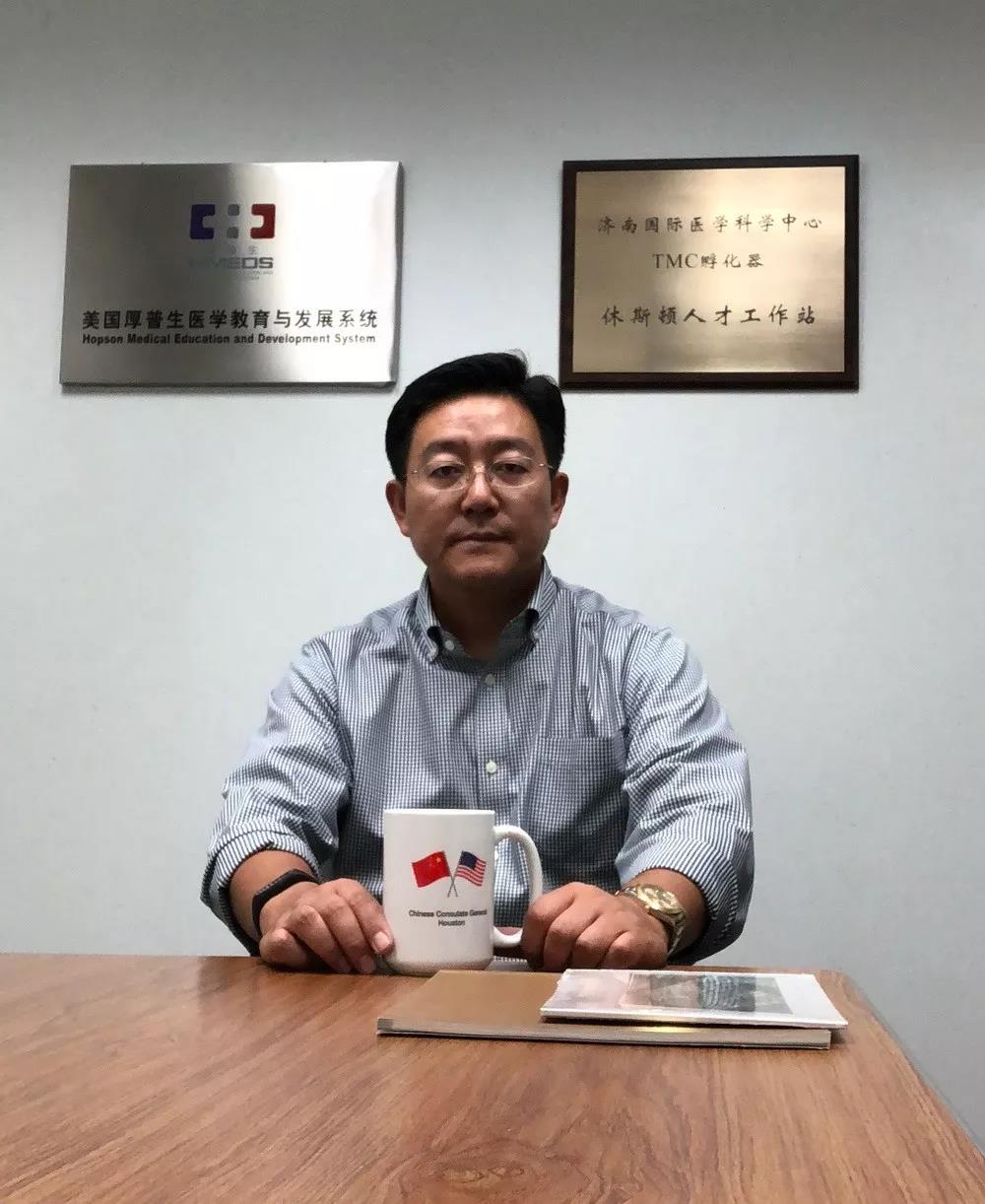 一年往返中美十余趟3.jpg
